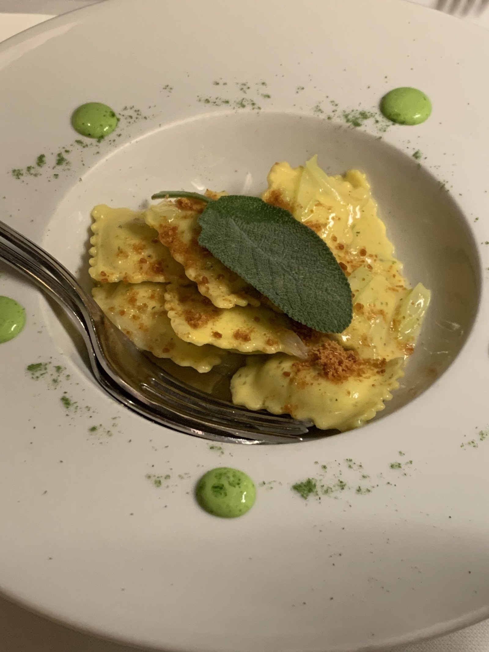 Gastronomie au lac de Côme — plats de poisson et spécialités du terroir